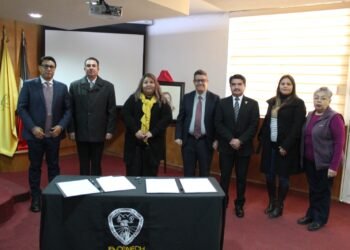 Firma IByCENECH convenio de colaboración con el CID  y la Facultad de Filosofía y Letras UACH