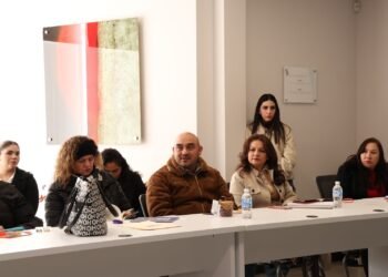 Firma SEECH convenio para prevenir violencia y riesgos digitales en estudiantes de Educación Básica