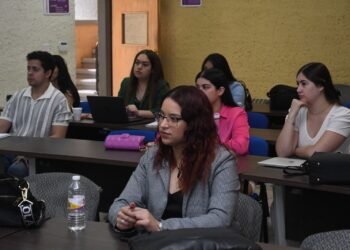 La Facultad de Contaduria ofrece cursos para el primer semestre