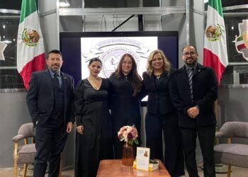 Presenta cuerpo académico de la IByCENECH  libro sobre retos y desafíos de egresados