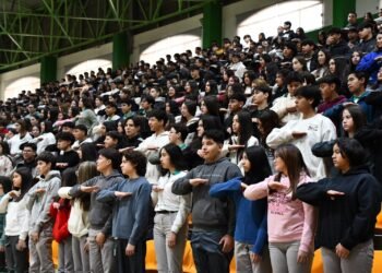 Cobach da la bienvenida a más de 43 mil alumnos que inician clases del semestre 2025 A