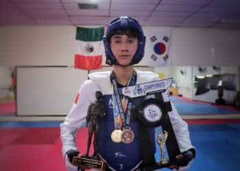 Destaca alumno Luis Mario Álvarez del COBACH en la disciplina del Taekwondo