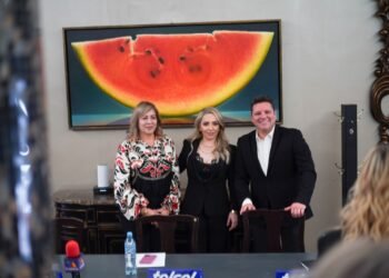 Presenta Martha Debayle conferencia “Women Empowering Women: El Poder de Cambiar Juntas” en la capital