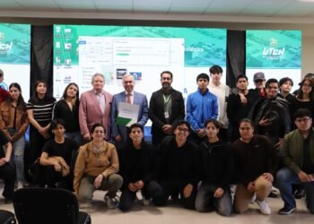 Presentan estudiantes de la UTCH propuestas innovadoras en  materia de energías renovables y eficiencia energética