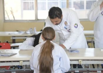 Impulsa Facultad de Odontología pensamiento científico en la niñez con «Semilleros de Investigación Kids»
