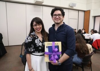 *Estudiantes de la UACH participan en la Cumbre de Liderazgo en UTEP