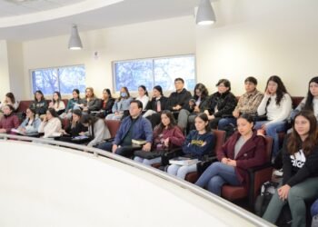 Promociona ICHIJUV programa de Prevención del suicidio en la Facultad de Medicina