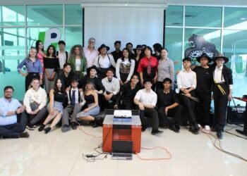 Presenta Universidad Politécnica de Chihuahua Feria del Libro Osos Negros