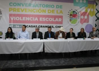 Lleva SEyD conversatorio de Seguridad Escolar a más de 200 docentes de Casas Grandes