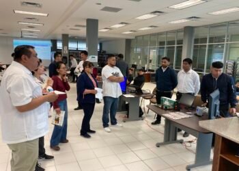 Presentan estudiantes de Mecatrónica de la UTPN proyectos con Inteligencia Artificial