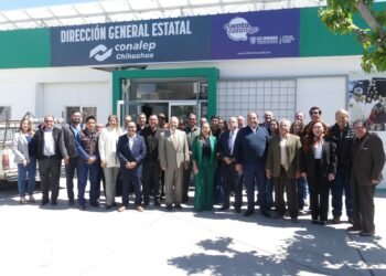 Rinden protesta integrantes del Comité Técnico Estatal del Conalep, encabezó Omar Bazán