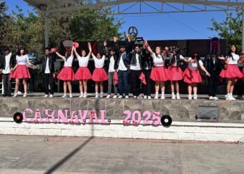 Presentan 500 estudiantes de la Secundaria Técnica Número 37 Carnaval de Danza 2025