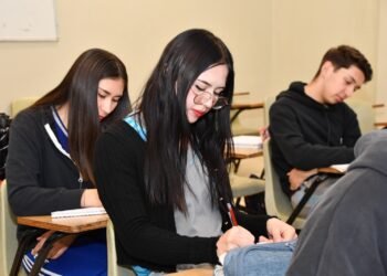 Inicia proceso de registro en línea para ingreso a preparatoria, trámite del 24 de abril al 25 de mayo