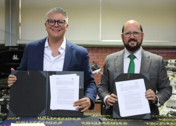 Firma UPCH convenio con International Youth Foundation para capacitar a docentes