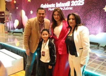 Festeja Cruz Pérez Cuéllar a niños del Gabinete Infantil y pide perseverar en sus proyectos