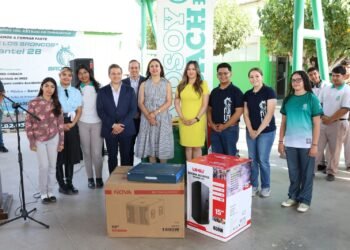 Inaugura Cobach obras de infraestructura y equipamiento en planteles de Meoqui