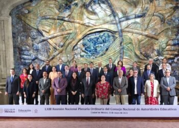 Revisa SEyD avances de estrategias y normativas  educativas en reunión de Conaedu