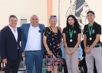 Celebra Cobach 20 aniversario del Plantel 23 en Guadalupe , encabezó festejo director general