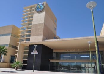 Organiza Facultad de Medicina y Ciencias Biomédicas el Congreso «Enlace Virtual Ciencia y Medicina»