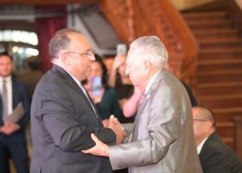 Rinden homenaje al Mtro. Luis Alfonso Rivera Soto por más de cinco décadas de trayectoria docente en la UACH