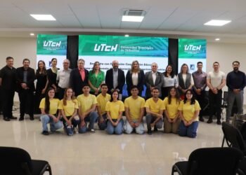 Benefician a 25 estudiantes con beca en alianza UTCH y Fundación Cooperación Educativa