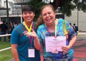 Obtiene estudiante del CECyTECH medalla de oro en la Final Iberoamericana de Infomatrix