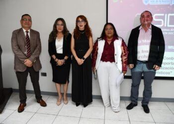 Capacitan a personal de la SEyD sobre la sistematización de archivos