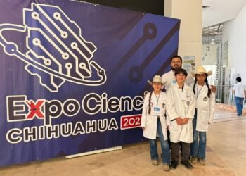 Bioelectricidad Oral: Energía Sustentable desde el Microbioma Bucal”, presentado por Alex Ricardo Baca Rascón