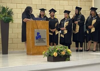 Egresa tercera generación de la Licenciatura  en Educación Inicial del CAMJ