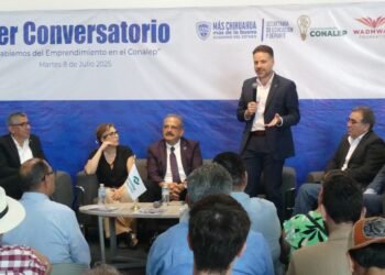 Realizan Conalep y Fundación Wadhwani  conversatorio sobre emprendimiento
