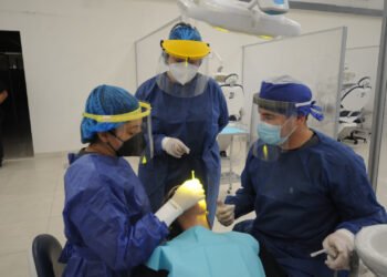 Recomienda Facultad de Odontología de la UACH cuidar la salud bucal al reducir el consumo de azúcares