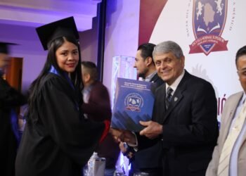 Egresan 180 estudiantes de Maestría y de Licenciatura de la Ensech Unidad Juárez
