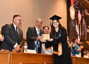 Apadrina Hugo Gutiérrez a generación 2022-2025 de la Secundaria Estatal número 3013