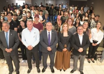 Regresan a clases 29 mil 834 estudiantes UACH