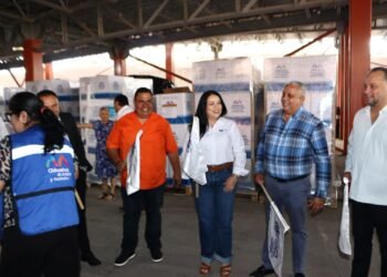Destaca Myrna Monge entrega de la bolsa escolar 2025 en banderazo simbólico en el SNTE
