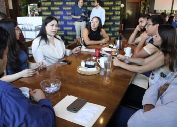 Desarrolla UPCH encuentro entre reclutadores  y estudiantes próximos a graduarse