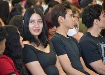 Fortalece UTCJ autoestima de estudiantes con conferencias Sé Extraordinario