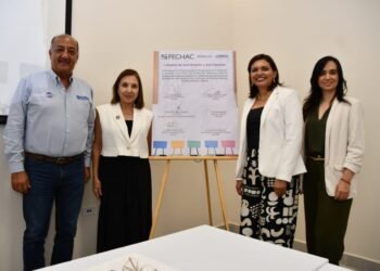 Aportarán SEECH y Fechac 4 millones de pesos para mejorar 80 escuelas en la región centro-sur