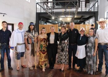 Participan estudiantes y docentes del Tecnológico de NCG en el Festival de las Culturas