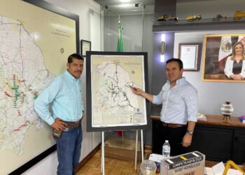 Gobierno del Estado apoyará a Coyame para reparar tramos en peor estado de carretera a Ojinaga