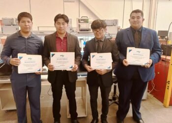 Realizan estudiantes de la UTCJ proyecto de Celda de Programación Modular