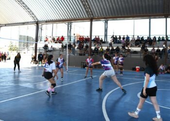 Participan más de 300 en encuentro deportivo de escuelas formadoras de docentes y Trabajo Social