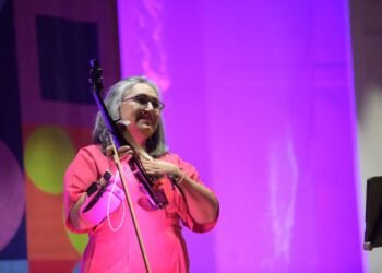 Presenta UACH concierto «Notas de vida» con la violinista Virna Pacheco