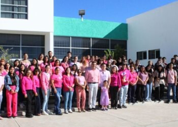 Conmemoran en UT Paso del Norte el Día Internacional de la Lucha contra el Cáncer de Mama