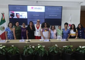 Recibe INE propuesta para la reforma electoral de mujeres afromexicanas