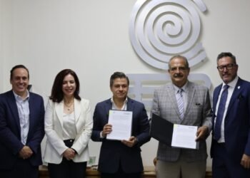 Firman convenio de colaboración Cobach y Canaco Servytur, para acceso a vacantes