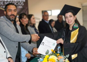 Entrega UT Babícora 195 nuevos profesionistas al sector productivo regional