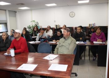 Imparten taller sobre evaluación diagnóstica a docentes  de Educación Física en la zona norte