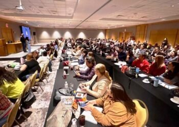 Capacitan a 200 figuras educativas sobre atención del Trastorno del Espectro Autista en estudiantes