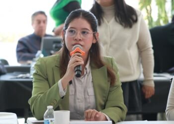 Evidencia MORENA desorden y opacidad del sector salud en comparecencia de Gilberto Baeza